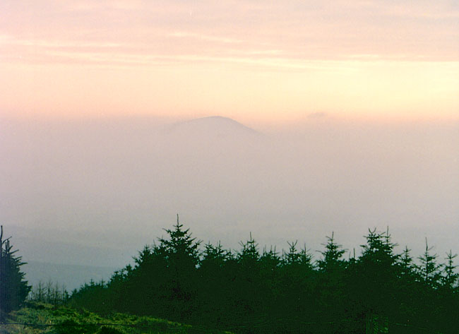 keadeen.jpg (40017 bytes)